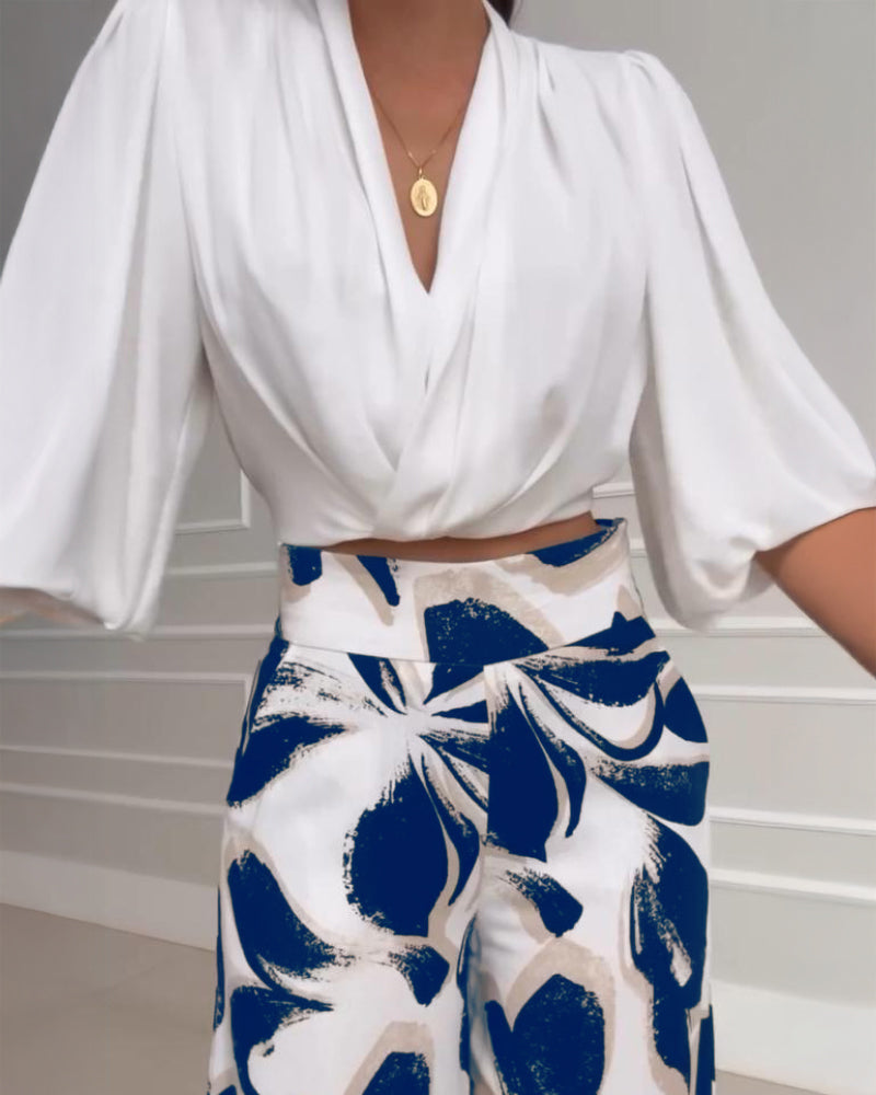 2 Pieces Outfit Ruched Overlap V Neck Three Quarters Sleeve Stretchy Back Hem Crop Blouse and Casual Vintage Floral Print High Waist Elastic Back Waist Wide Leg Pants Set