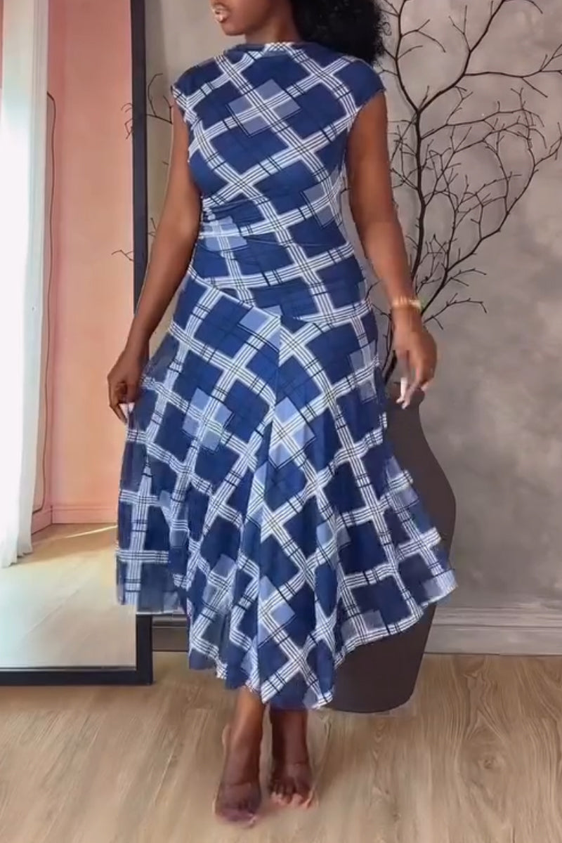 Women Round Neck Printed Waist Cinching Casual Dress