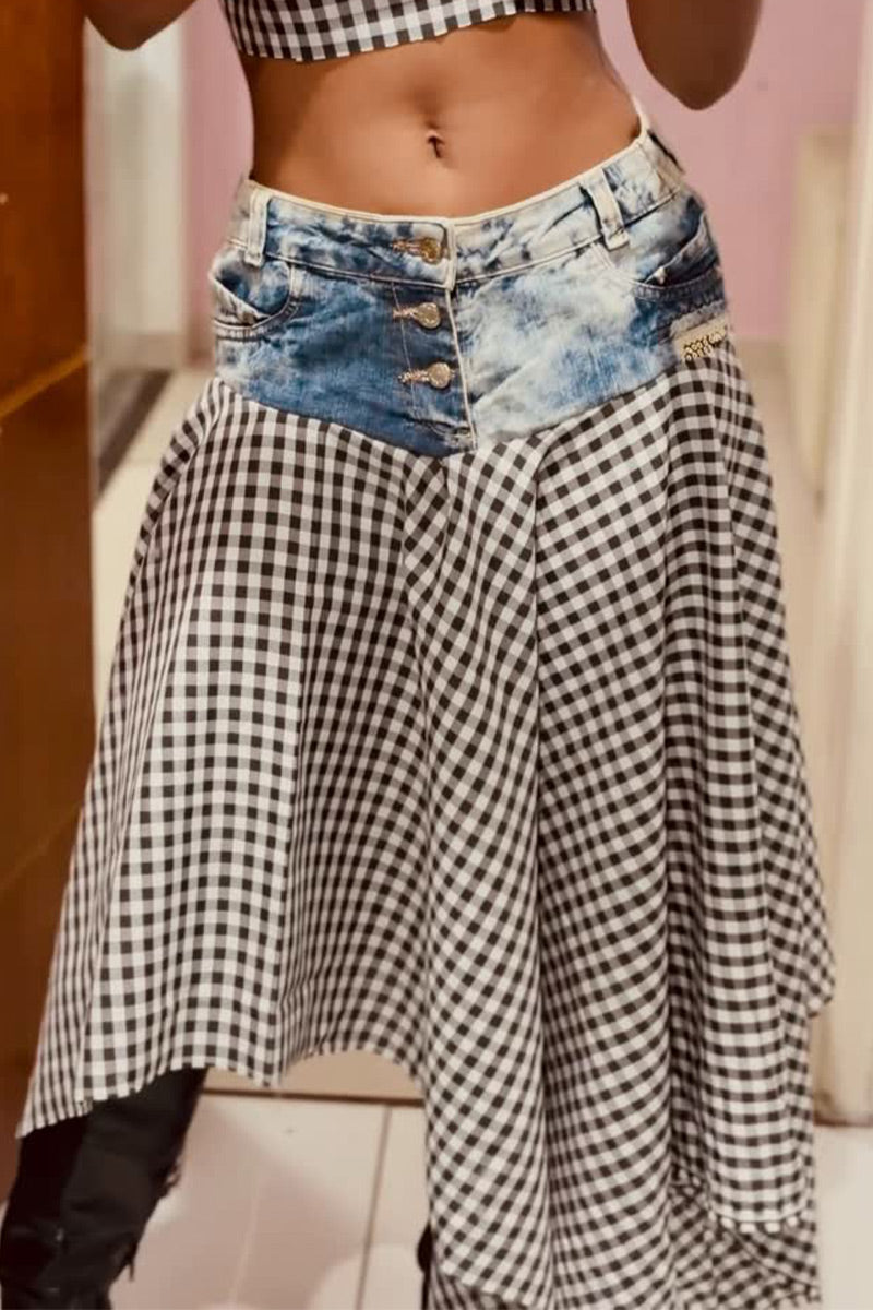 Women Black White Gingham Strapless Scallop Hem Slim Cropped Tube Top Or Bleach Denim Waist Patchwork Black White Gingham Asymmetrical Midi Skirt