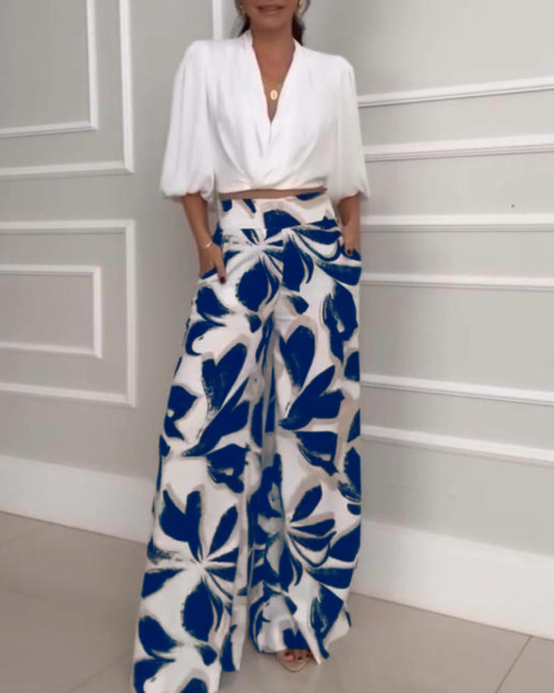 2 Pieces Outfit Ruched Overlap V Neck Three Quarters Sleeve Stretchy Back Hem Crop Blouse and Casual Vintage Floral Print High Waist Elastic Back Waist Wide Leg Pants Set