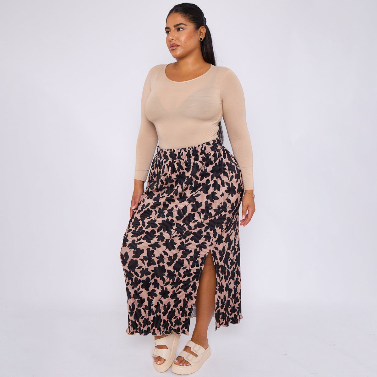 Red Leaves Print Monochrome Ripple Pleated Skirt