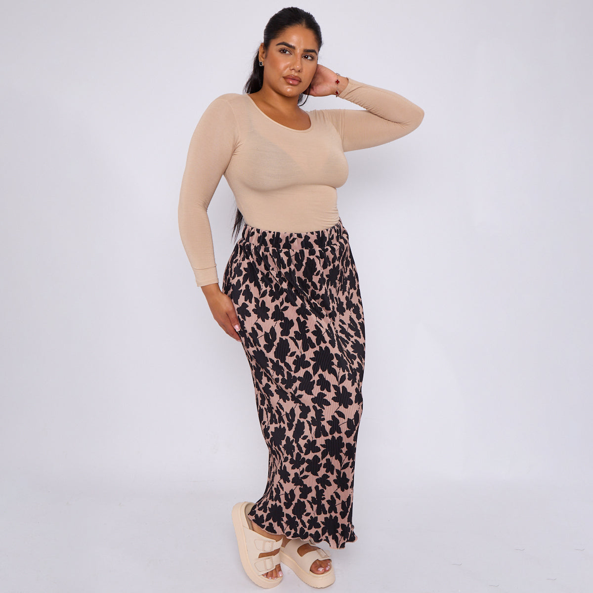 Red Leaves Print Monochrome Ripple Pleated Skirt