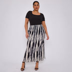 Bold Black & White Waves Monochrome Ripple Pleated Skirt