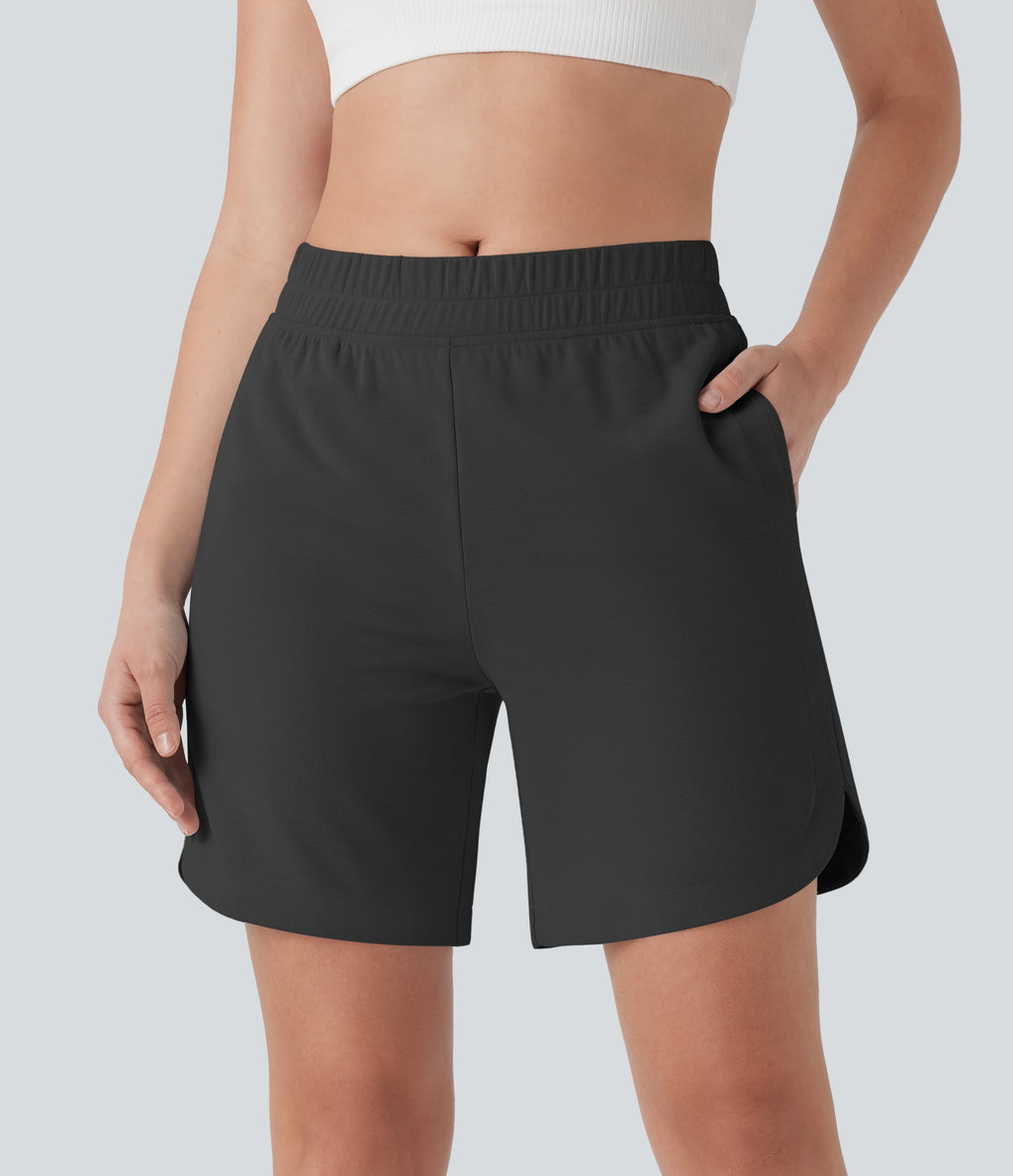 Mid Rise Side Pockets Curved Hem Yoga Bermuda Shorts