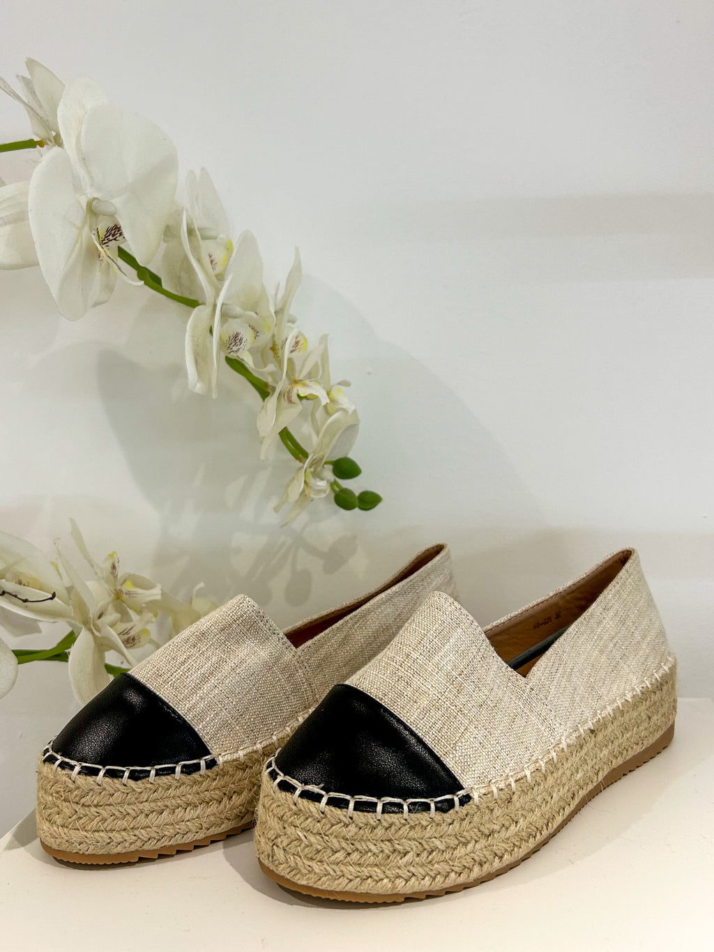 Canvas Faux Leather Contrast Toe Espadrille