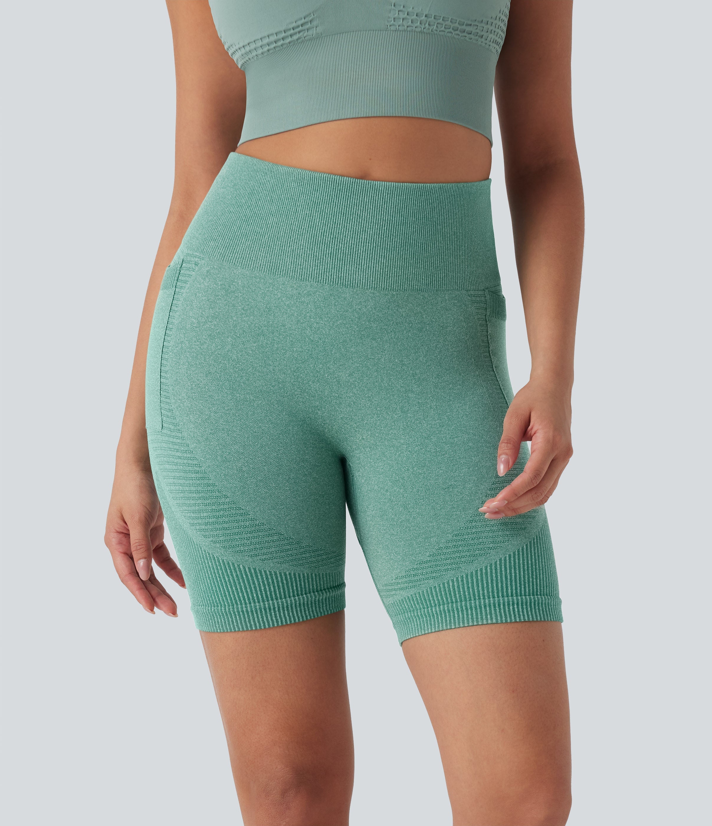 Seamless Flow High Waisted Yoga Biker Shorts 7'' with Pockets