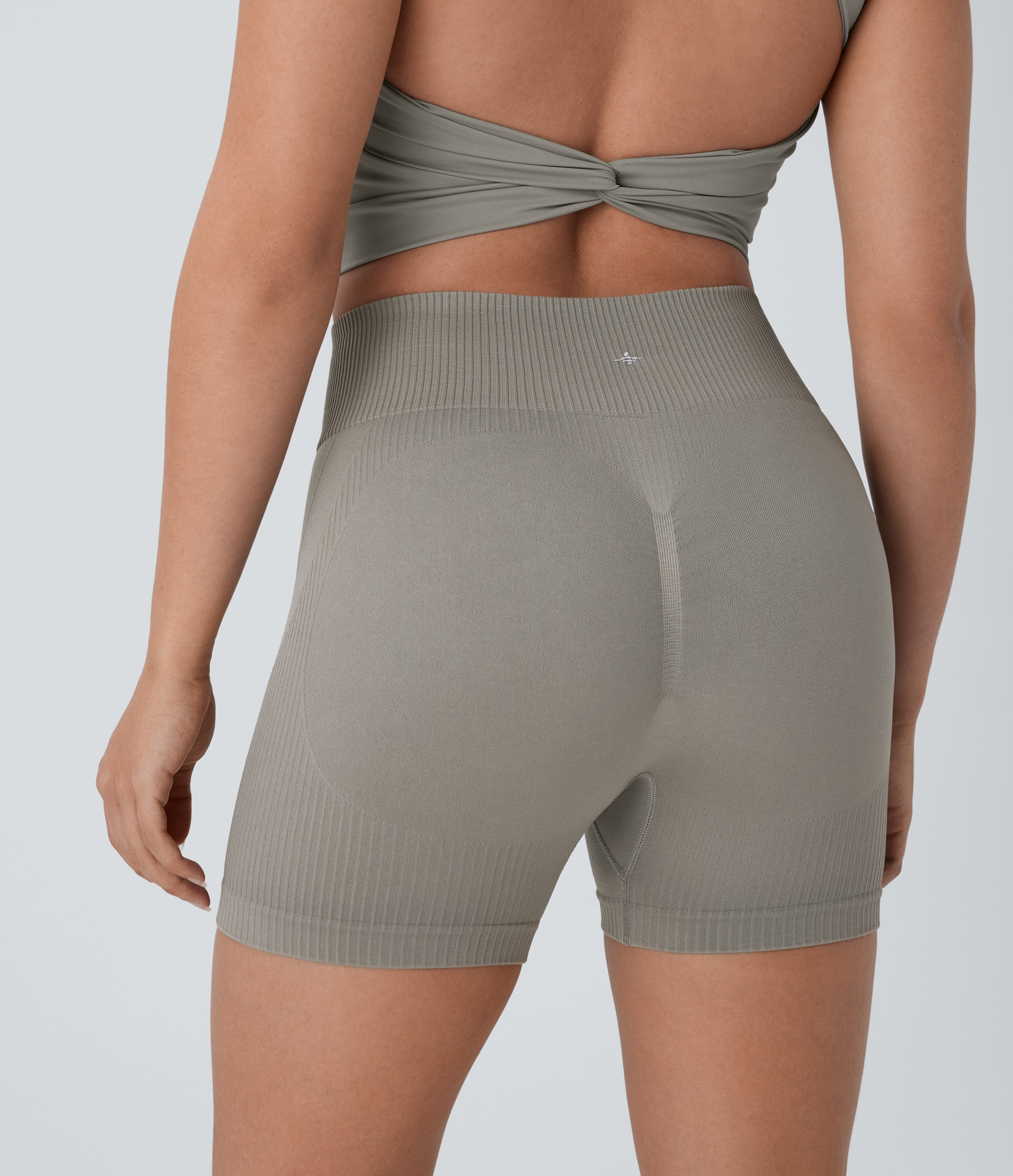 Seamless Flow High Waisted Ruched Yoga Biker Shorts 4''