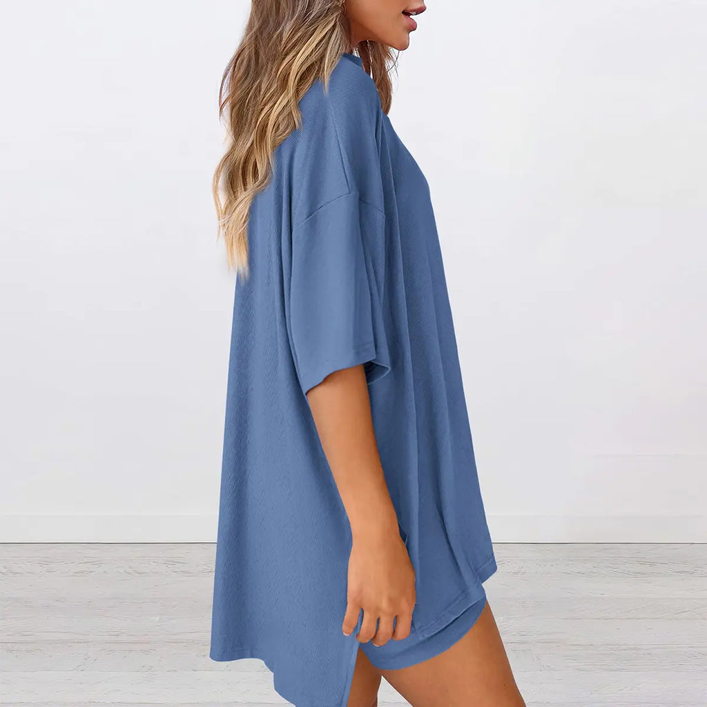 Women Summer  Casual Oversized  Split Hem Shirts & Side Pocket Biker Shorts