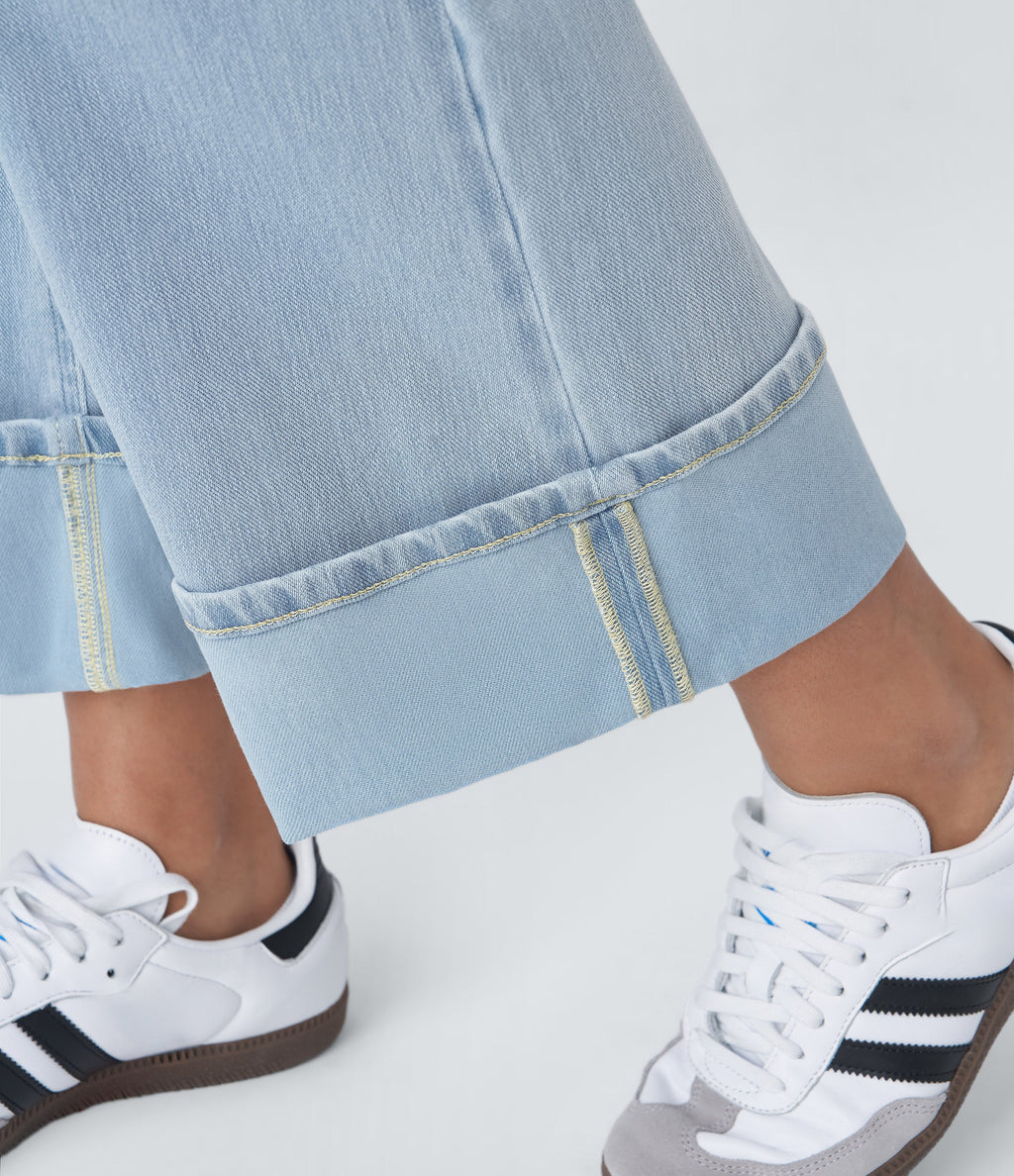 FlexTM High Waisted Multiple Pockets Rolled Hem Wide Leg Washed Stretchy Knit Casual Jeans