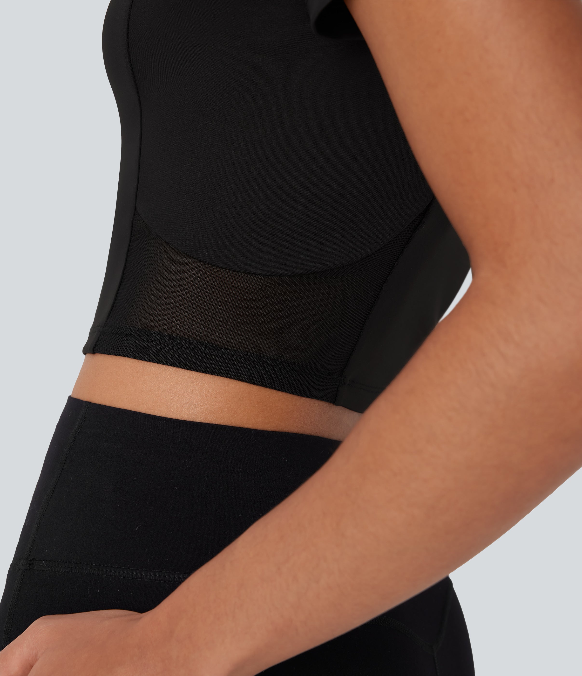 Round Neck Short Sleeve Contrast Mesh Cropped Yoga Sports Top