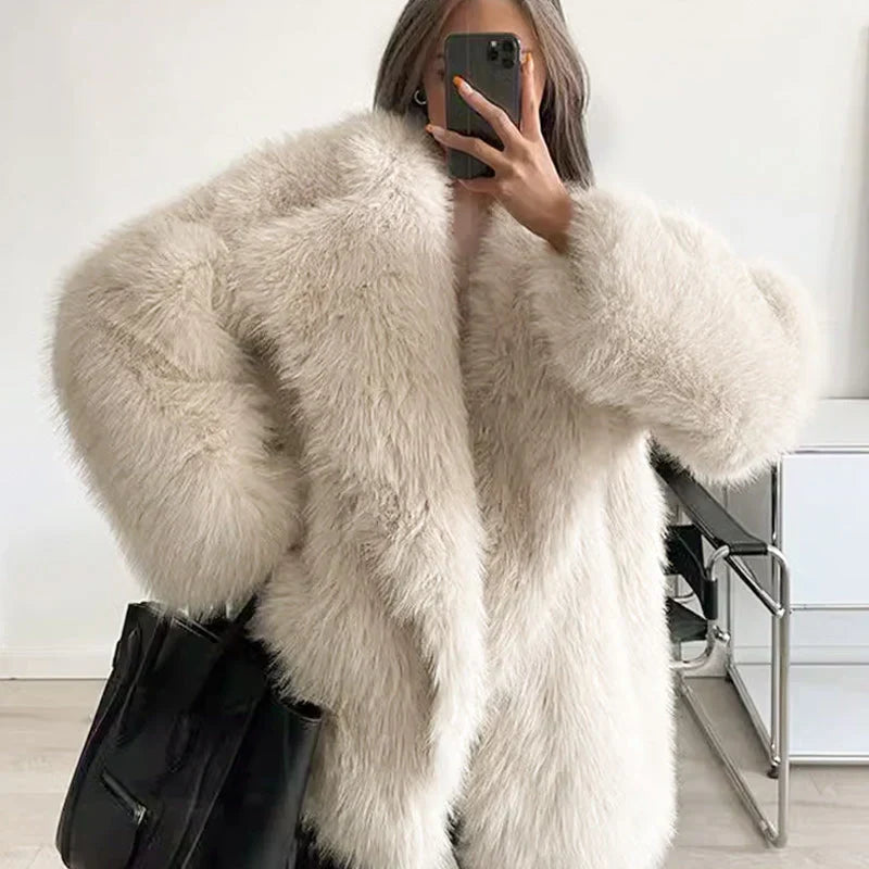 Winter pre-sale for women's fur coat, plush lining, soft collar
