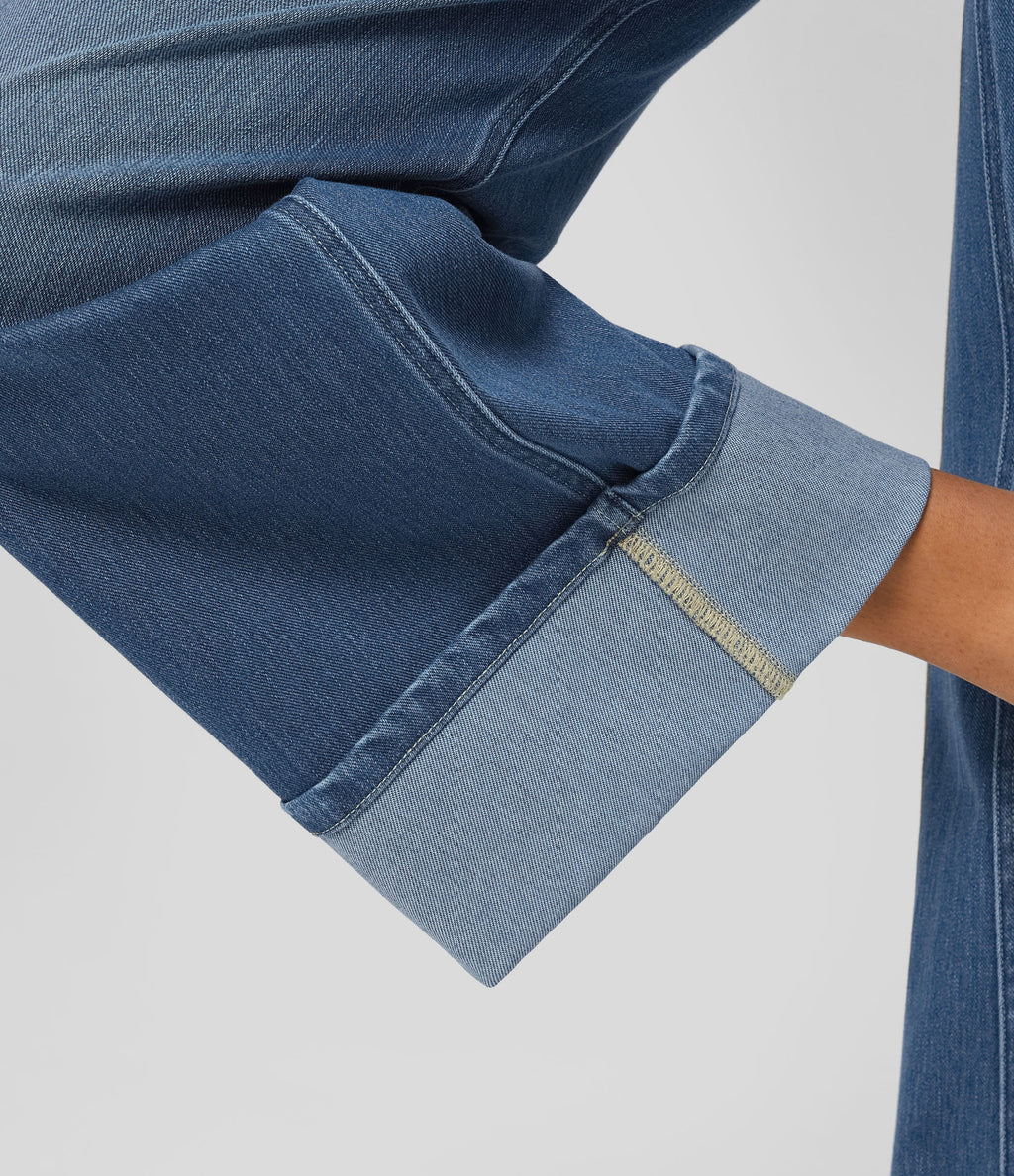 FlexTM High Waisted Multiple Pockets Rolled Hem Wide Leg Washed Stretchy Knit Casual Jeans