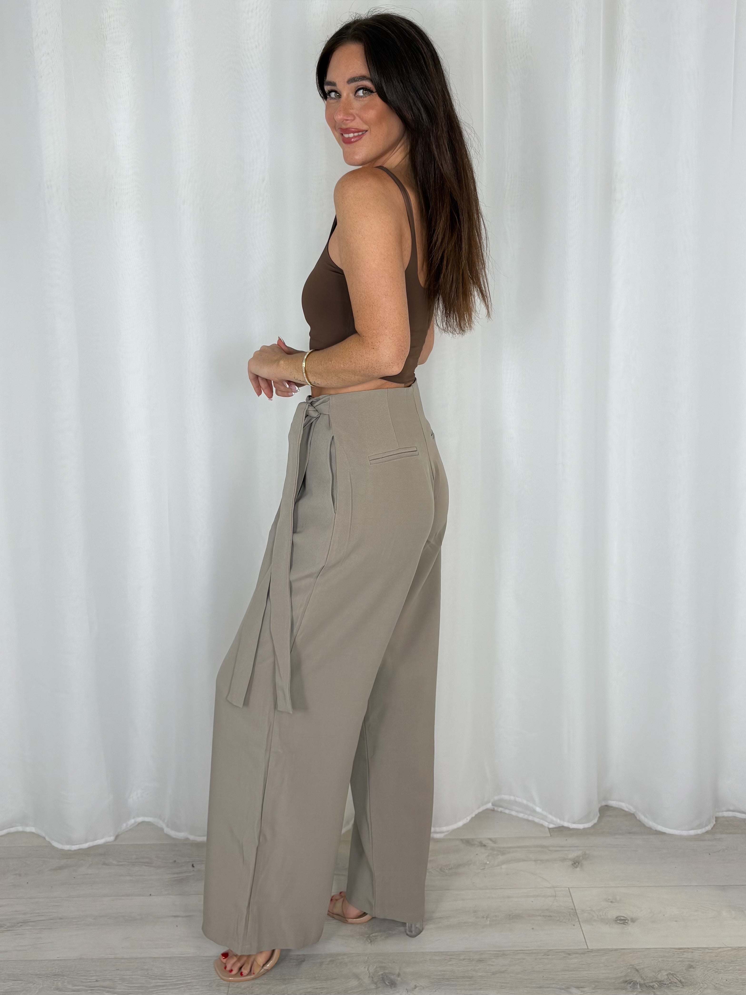 Wide Leg Trousers With Tie Up Bow (4 Colours)