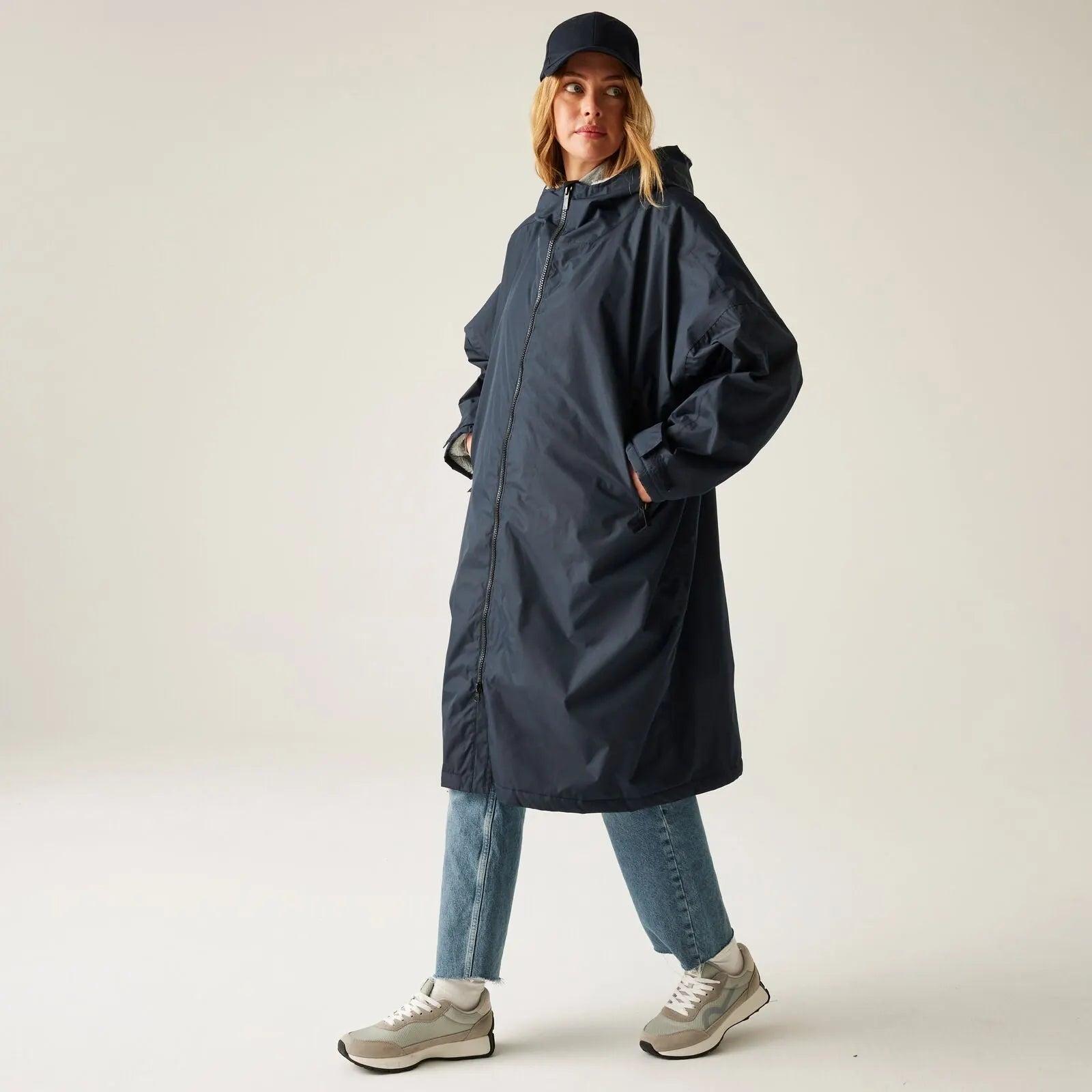 Rega 🔥2026 Winter Hot Sale🔥 2026 New Outdoor Active Adults Waterproof Changing Robe