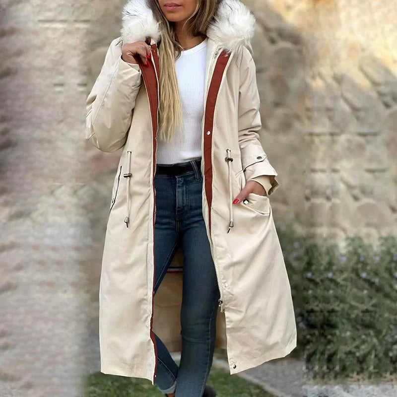 Women's winter parka with hood and fur collar