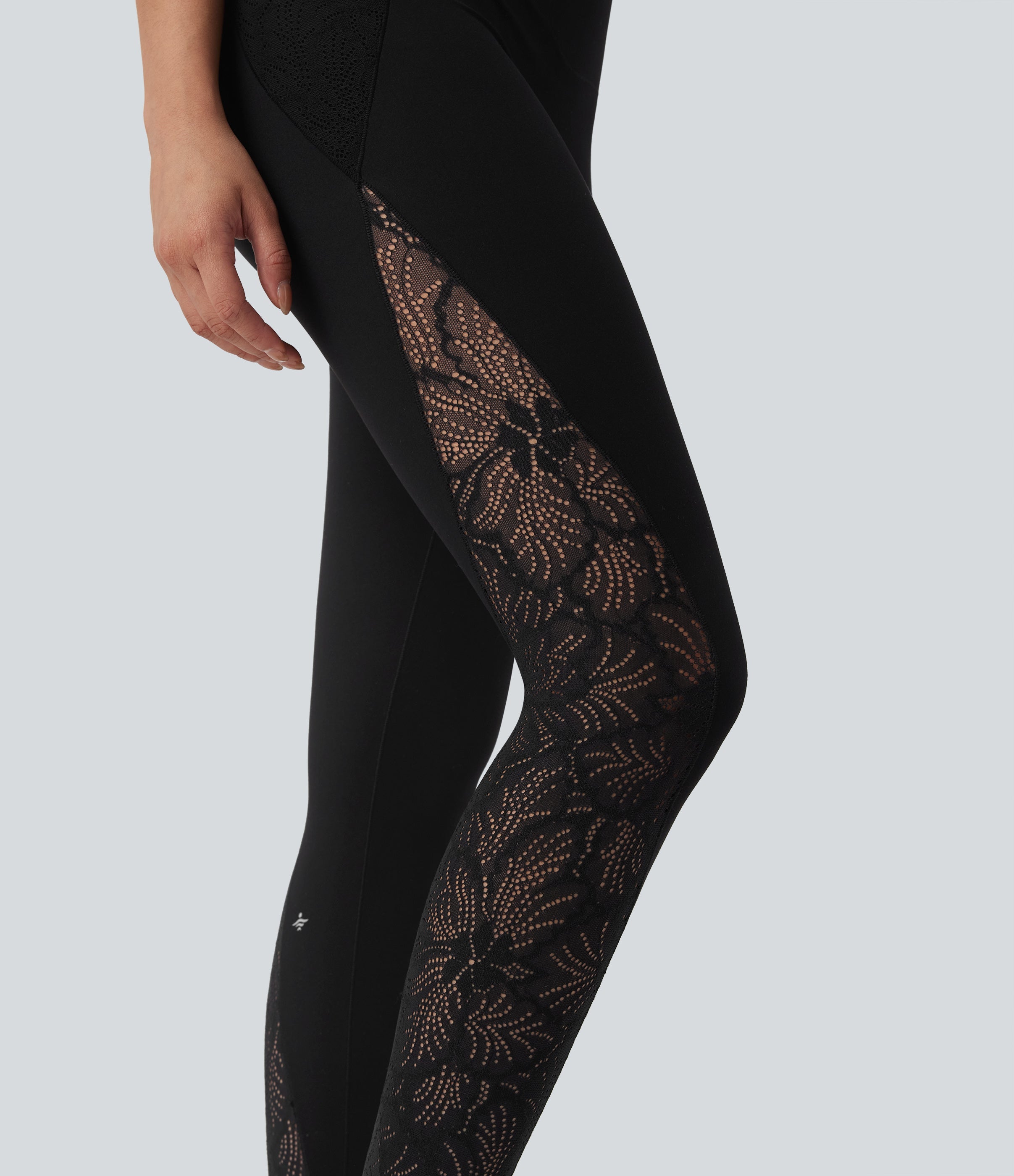 UltraSculptTM SoCinched High Waisted Tummy Control Contrast Lace Shaping Training Leggings with Pockets