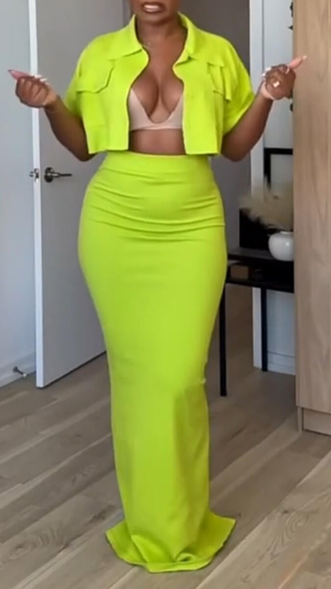 Ladies' Lapel Short Top+skirt Commuting Style Set