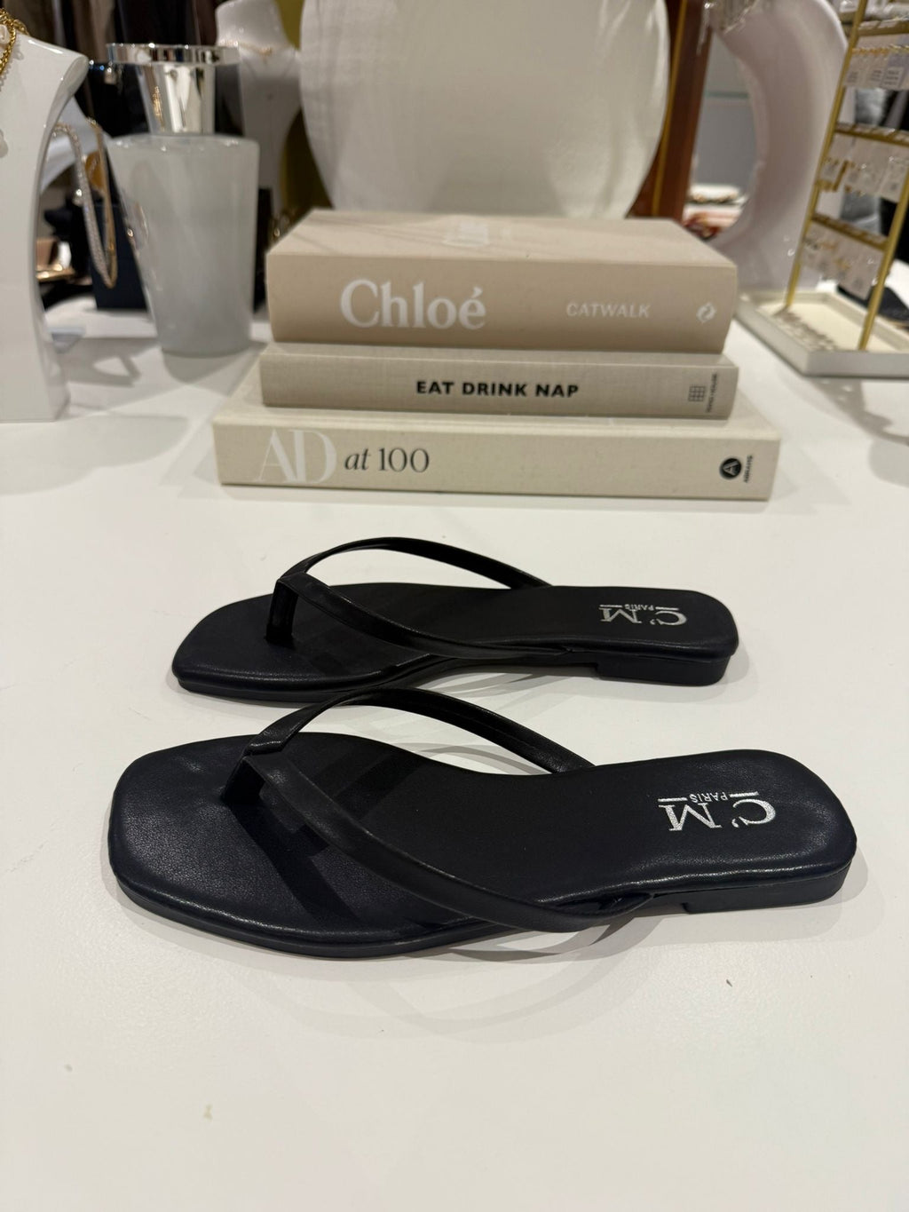 Toe Thong Flat Sandals (2 Colours)