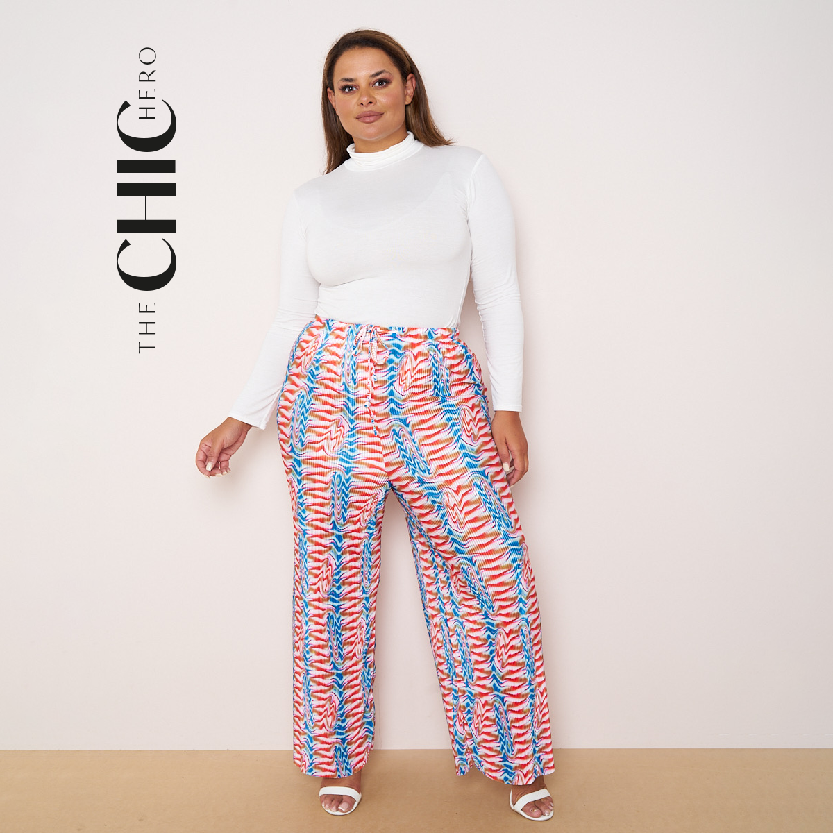 Curved Stripes Abstract Print Wide-Leg Drawstring Palazzo Pleated Pants