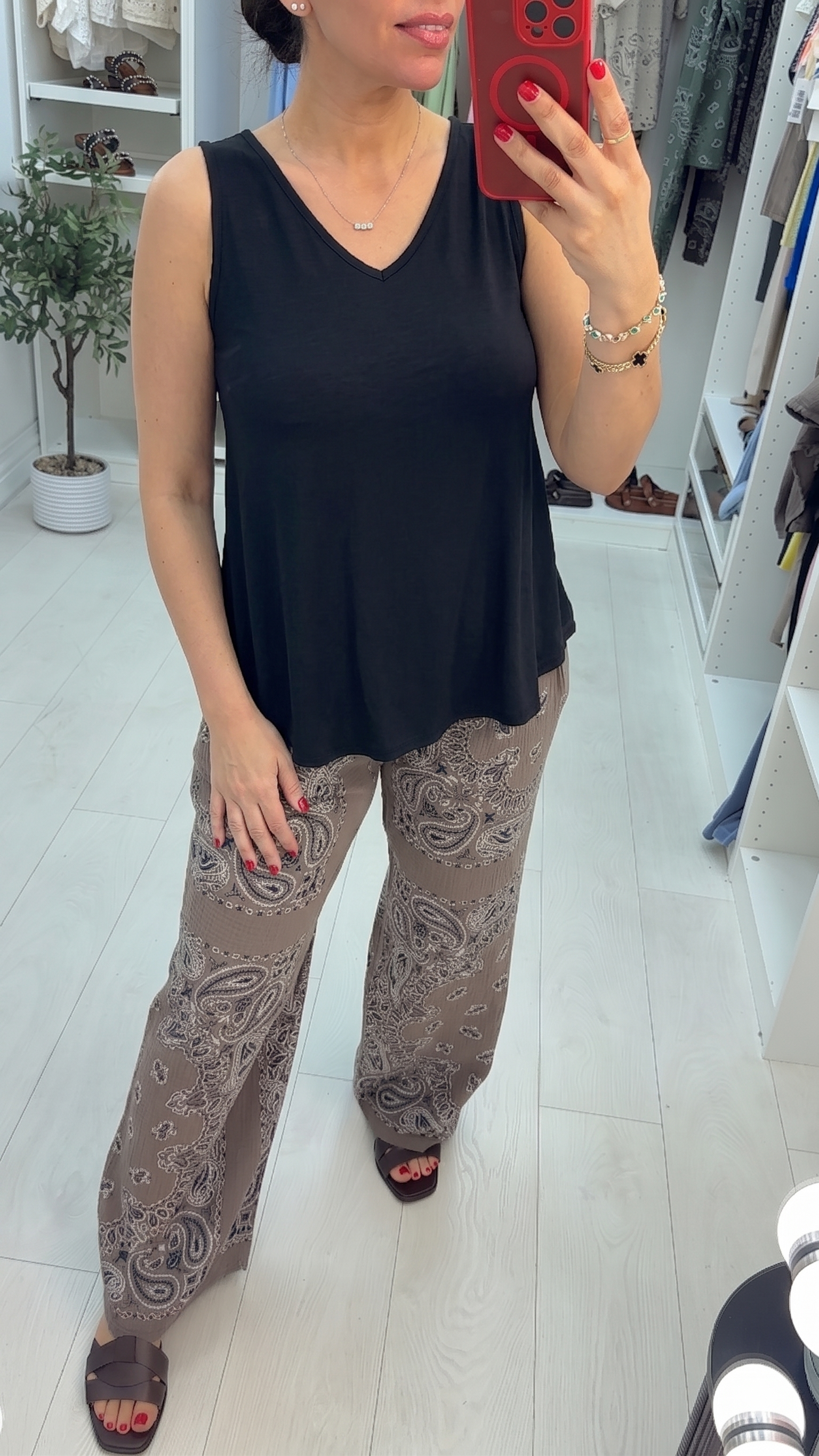 Gabbi Plain V Neck Loose Fit Top