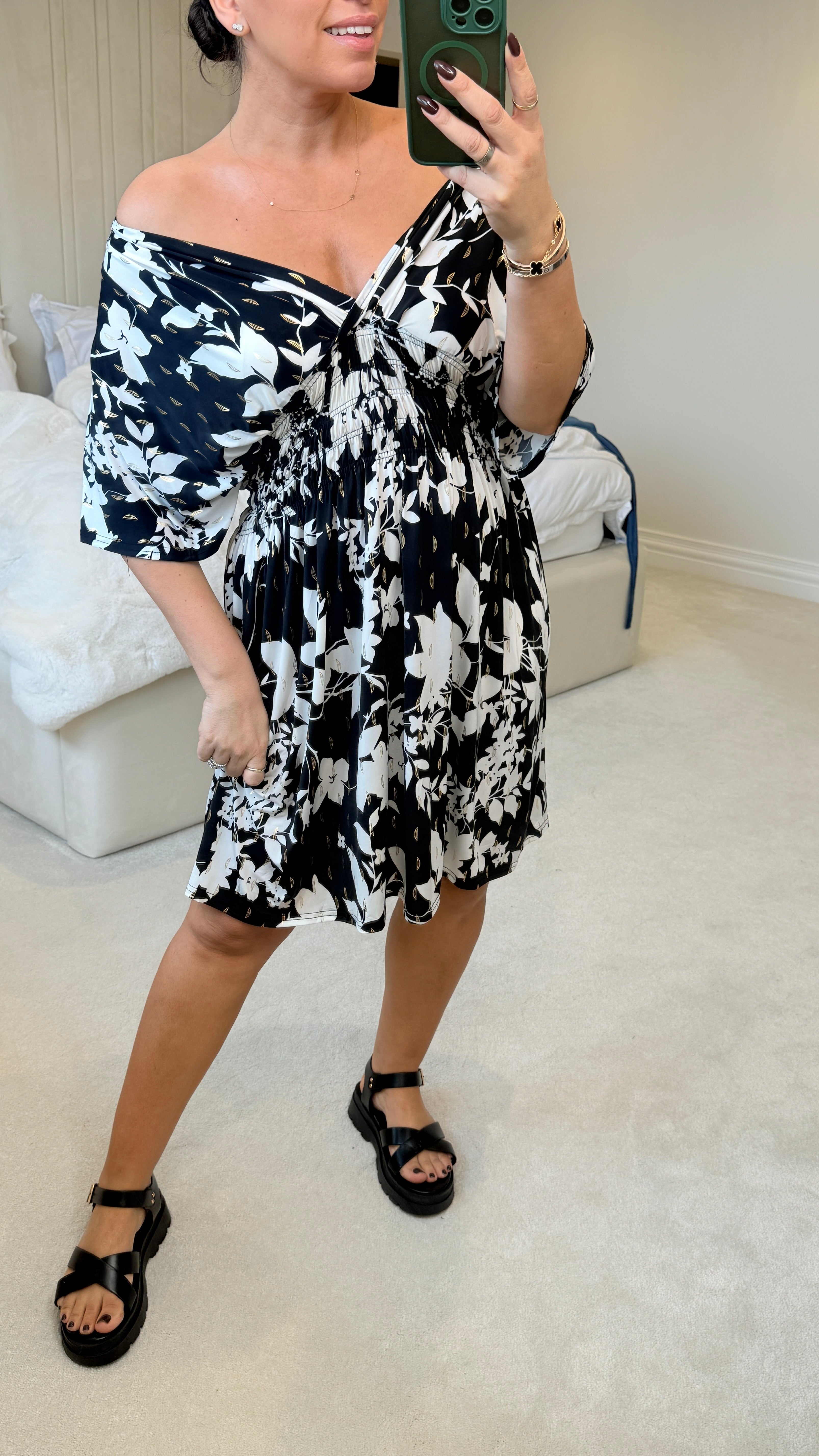 Lillia Abstract Leaf Print Midi Magic Dress