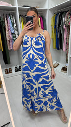 Evonna Brooch Detail Loose Fit Maxi Dress