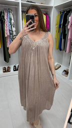 Jeanne Acid Wash V Neck Loose Fit Dress