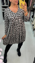 Finlee Leopard Print Knitted Smock Dress