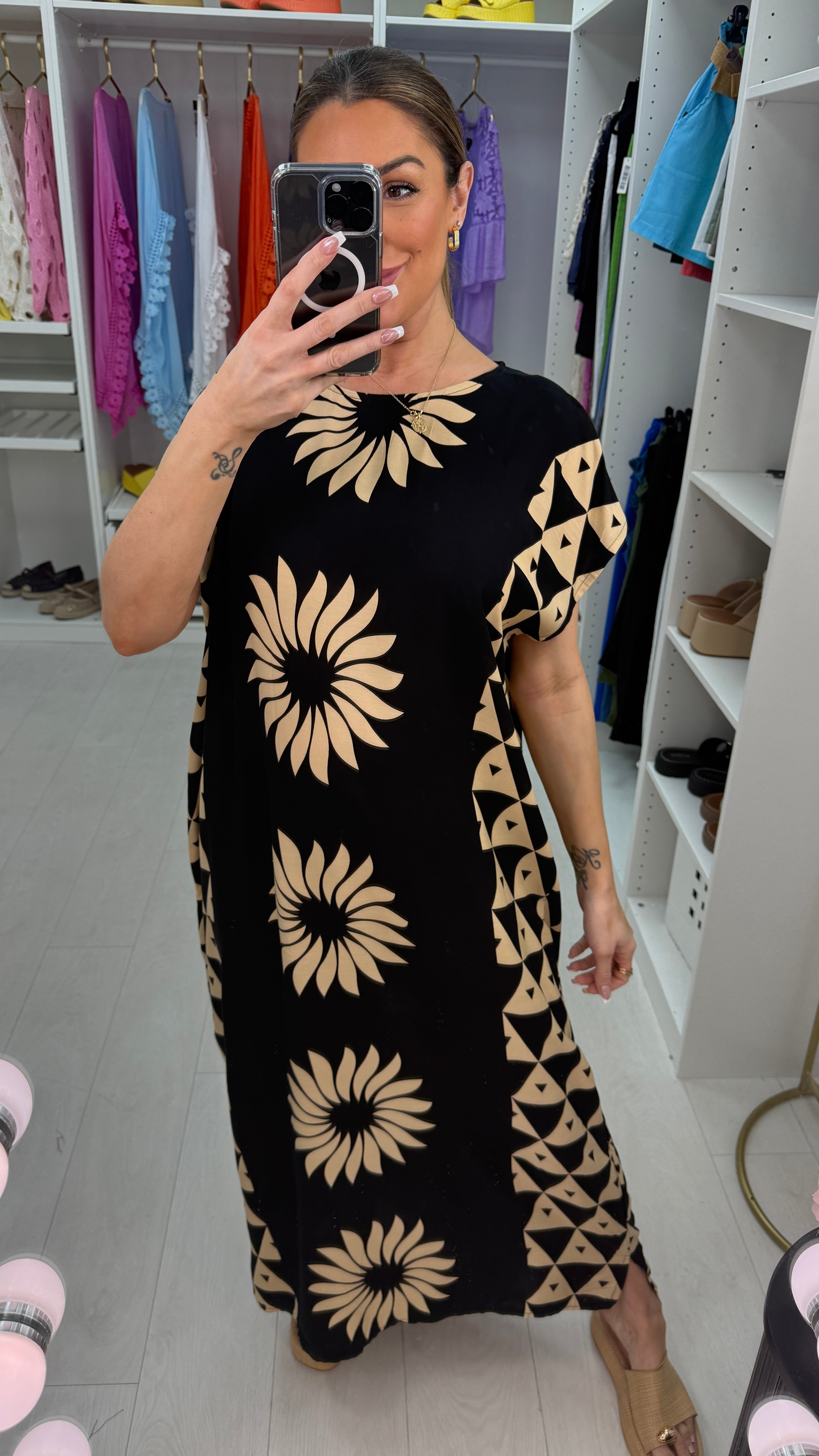 Tova Abstract Print Loose Fit Maxi Dress