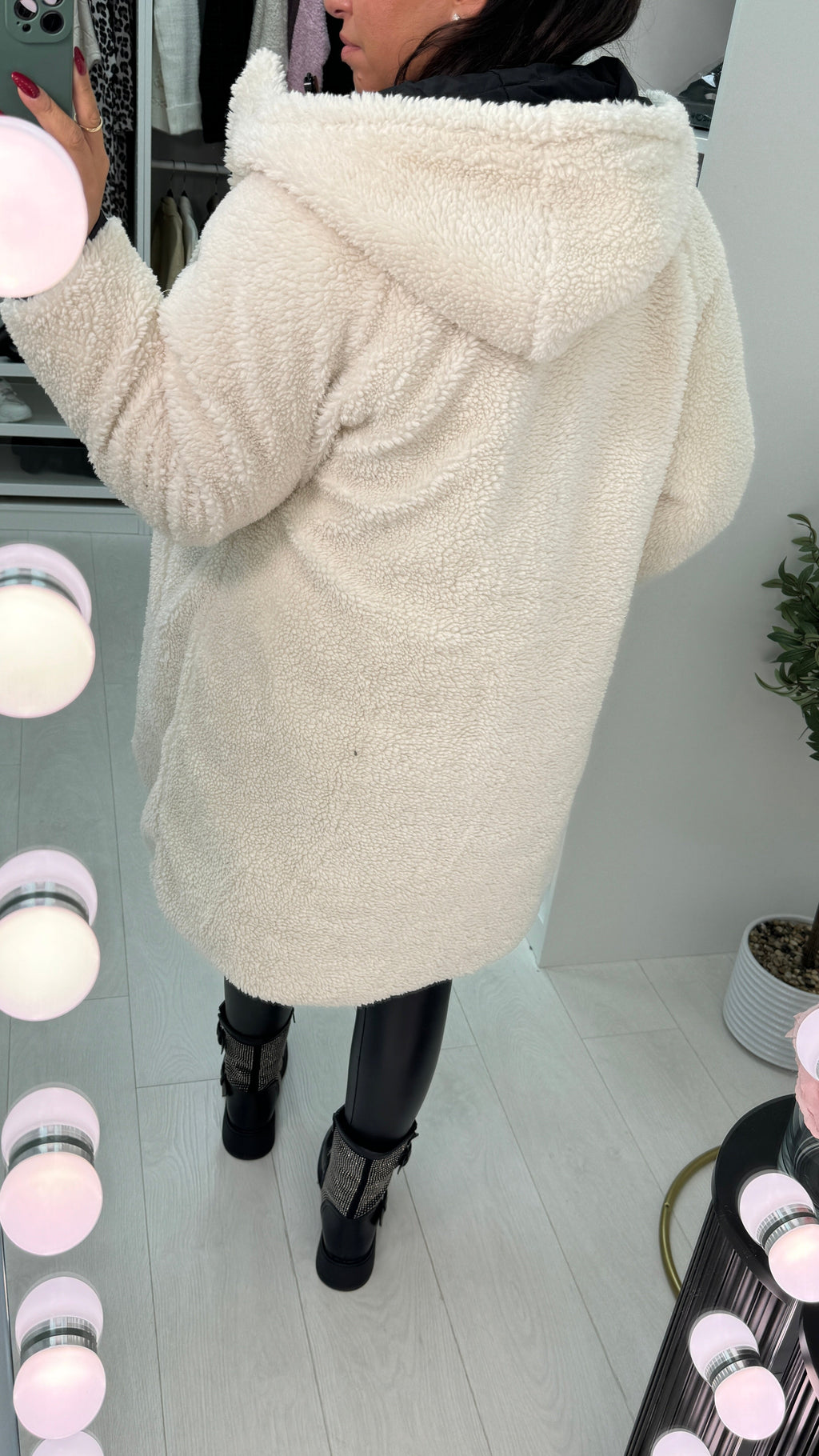 Gracia Reversible Black Padded/Cream Borg Coat