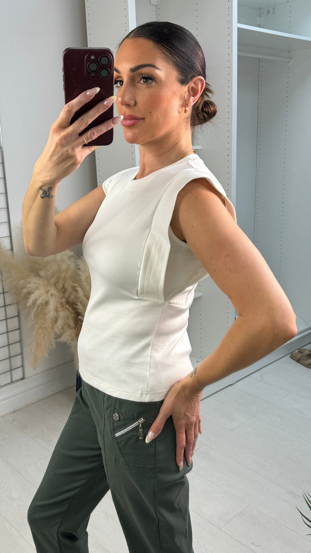 Indya Plain Sleeveless Top