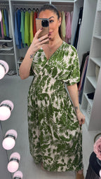 Livvy Leaf Print Shirred Waist Magic Maxi Dress