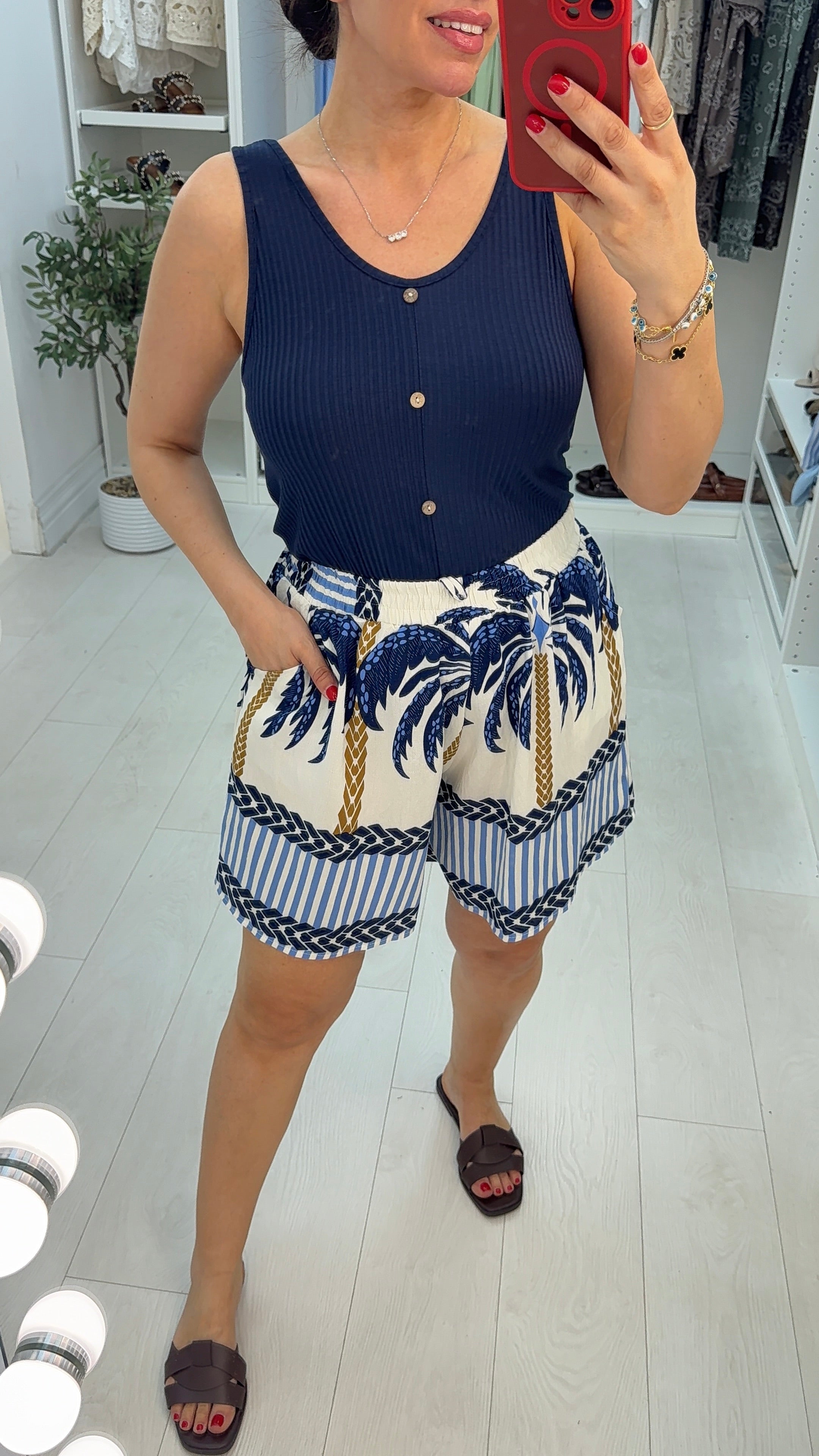Estilla Palm Tree Print Loose Fit Shorts