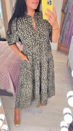 Acorn Leopard Print 3/4 Sleeve Smock Maxi Dress