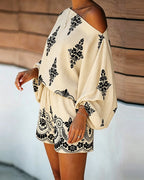 Women's Vintage Print Two-Piece Set Off-Shoulder Batwing Sleeve Top and High-Waisted Shorts Casual Vacation Set