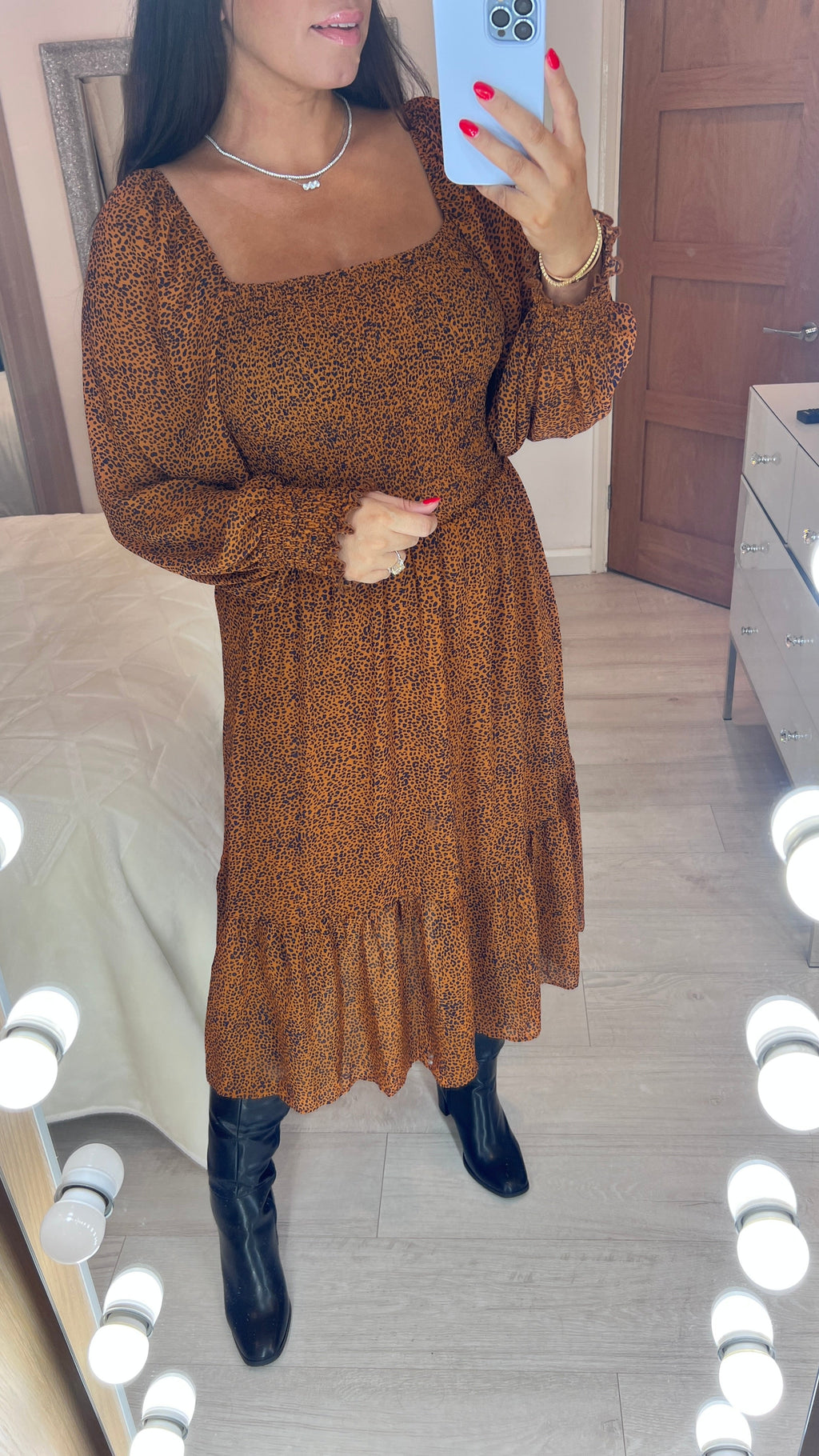 Muswell Elasticated Bust Leopard Print Smock Dress