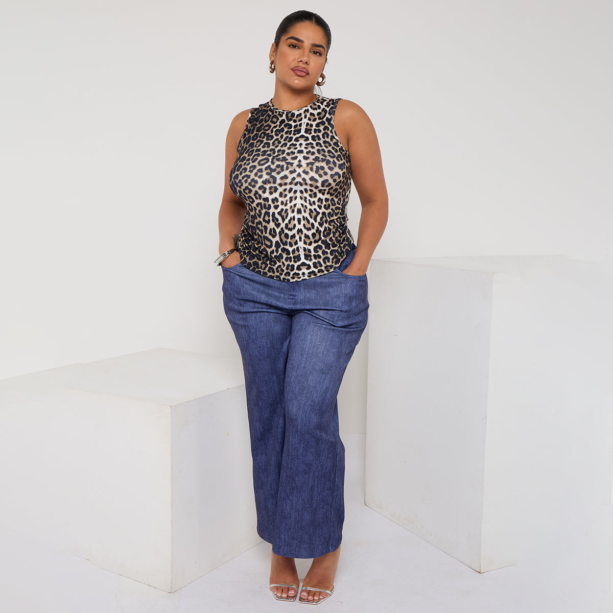 Classic Gradient Leopard Print Sleeveless Crew Neck Top