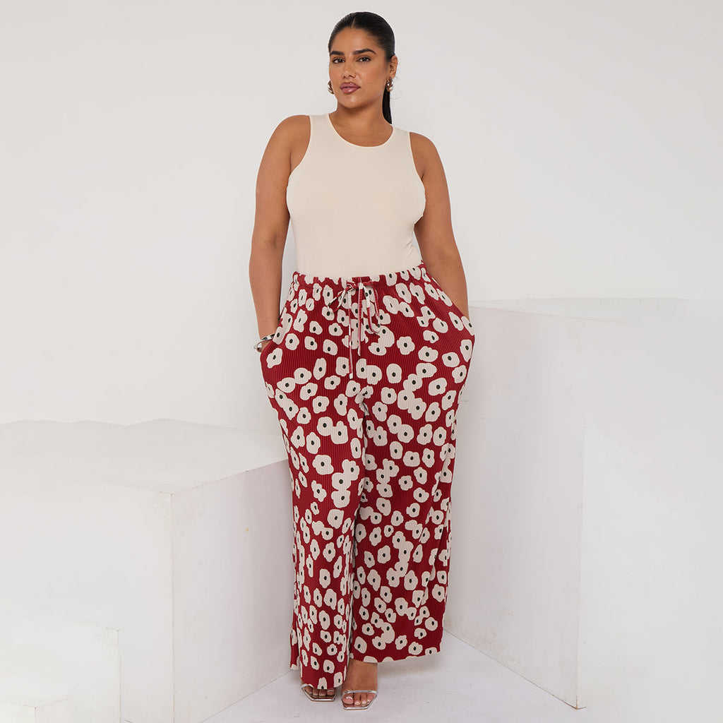 Red Abstract Print Palazzo Pleated Pants With Pockets