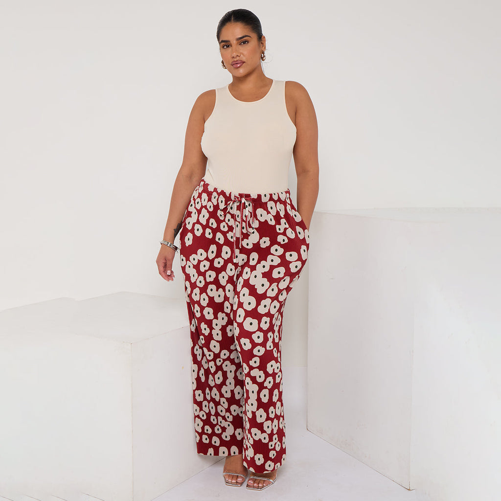 Red Abstract Print Palazzo Pleated Pants With Pockets
