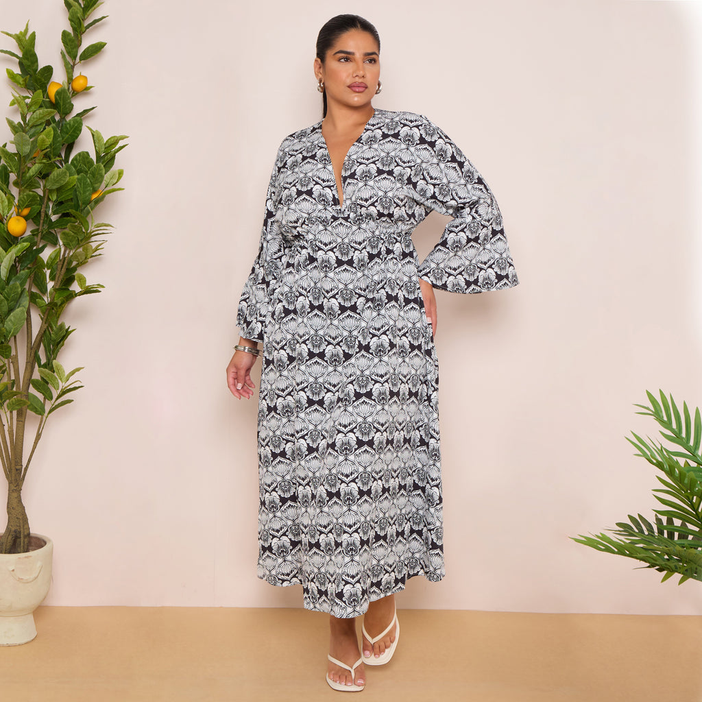 Long-Sleeve Swing Maxi Dress in Black Print