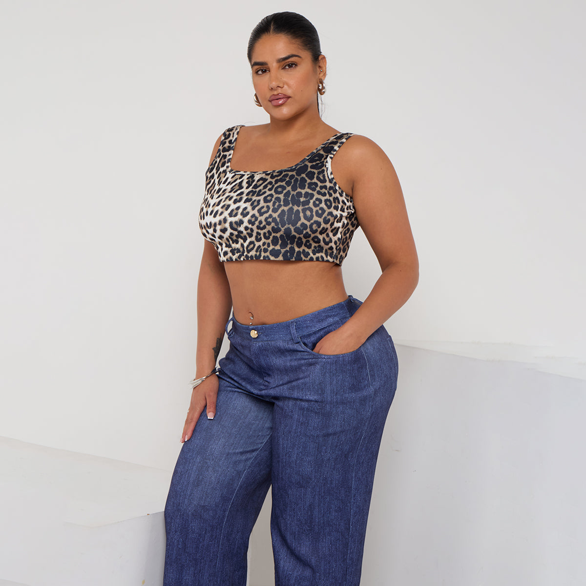 Square Neck Gradient Leopard Print Solid Crop Tank Top