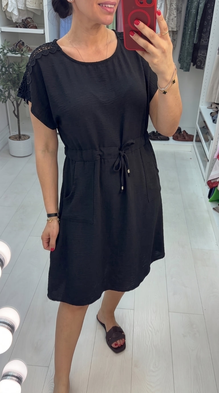 Quinnie Crochet Detailed Drawstring Waist Midi Dress