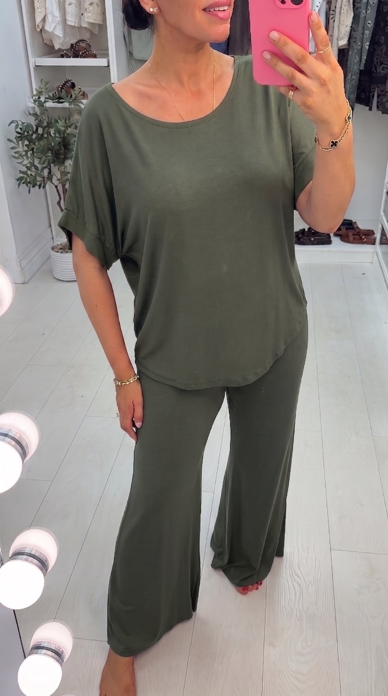 Helana Plain Loose Fit Dipped Hem Co-Ord Set