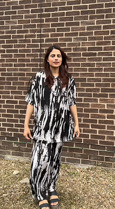 LADIES COMFORT LOUNGE CO-ORD SETS UPGRADED FRESH COOL FABRIB JUST MADE FOR MOST COMFORT SENSATION DURING SUMMER TIMES SUPER STRETCHY 3D PATTERNS VERSATILE FOR MOST VIBES ONE SIZE FITS