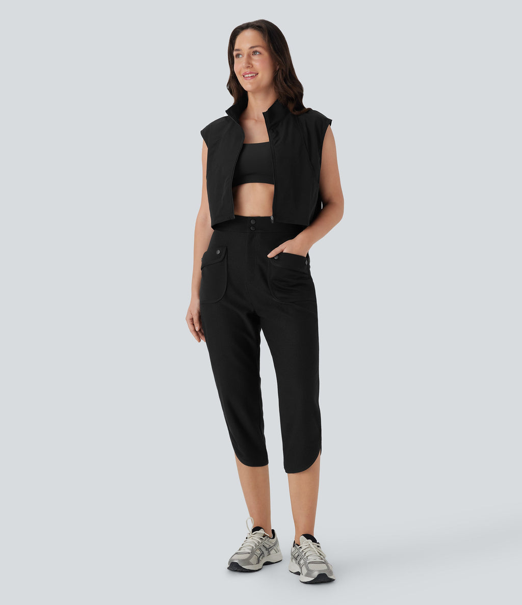 Mid Rise Curved Hem Yoga Capri Pants with Pockets