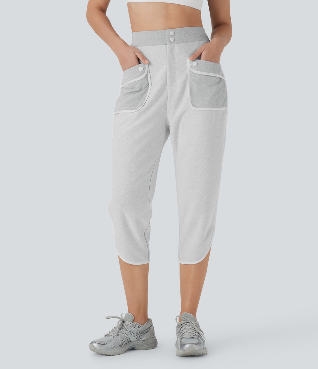 Mid Rise Curved Hem Yoga Capri Pants with Pockets