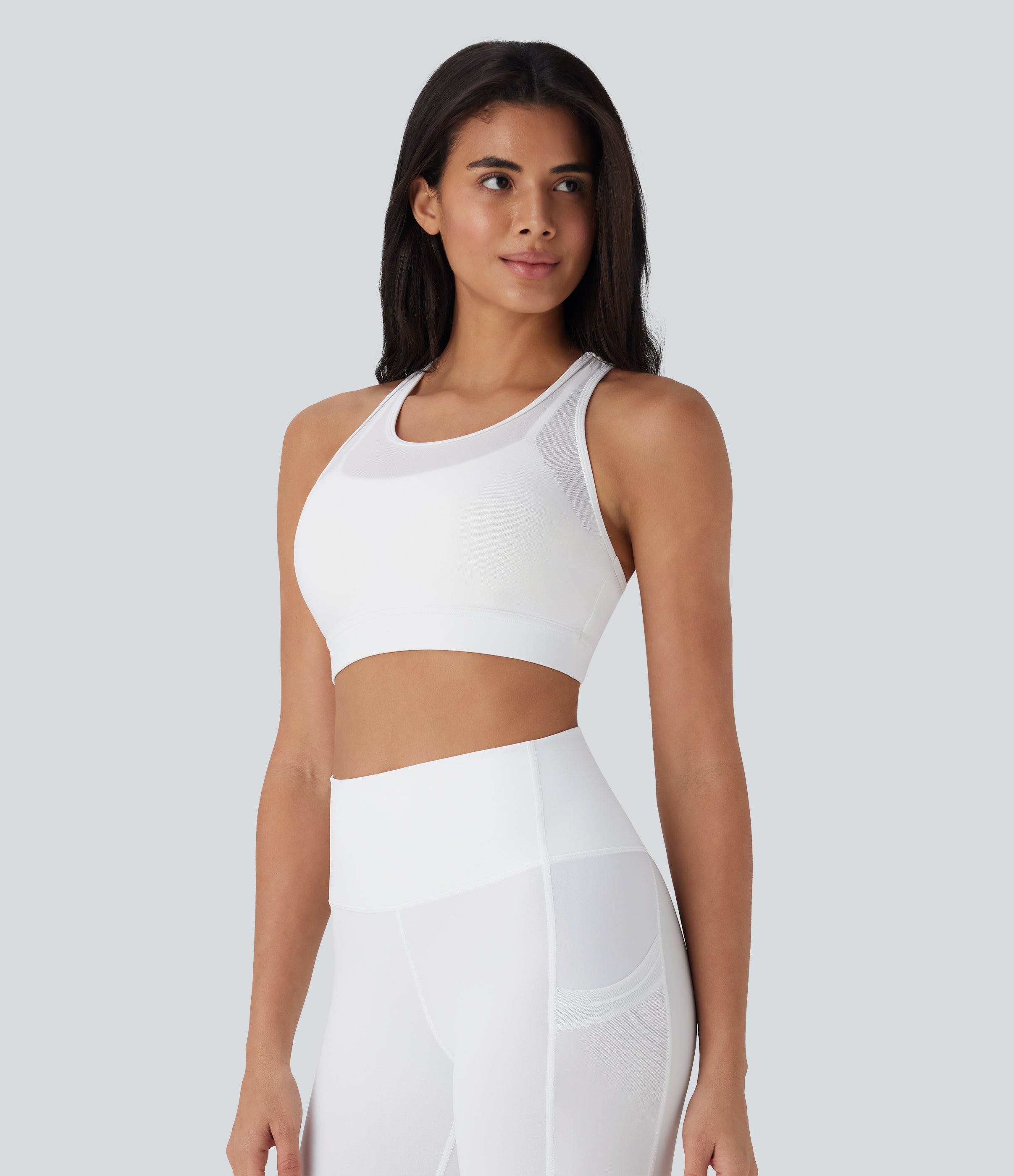 SpeedWaveTM Medium Support Racerback Contrast Mesh Quick Dry Training Sports Bra