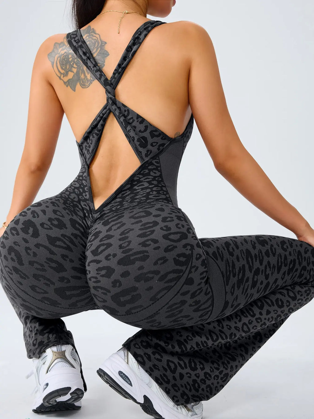 Women's Leopard Print Yoga Jumpsuit, Cross Strap Design, Long Sleeve Slim Fit, Casual Fashion for All Seasons, Comfortable Wear at Home