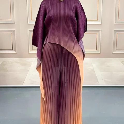 New Fashion Set: Pleated Printed Loose Sleeve Top & Wide Leg Pants Two-Piece Set with Straps Loose-Fitting for Women in Various Colors