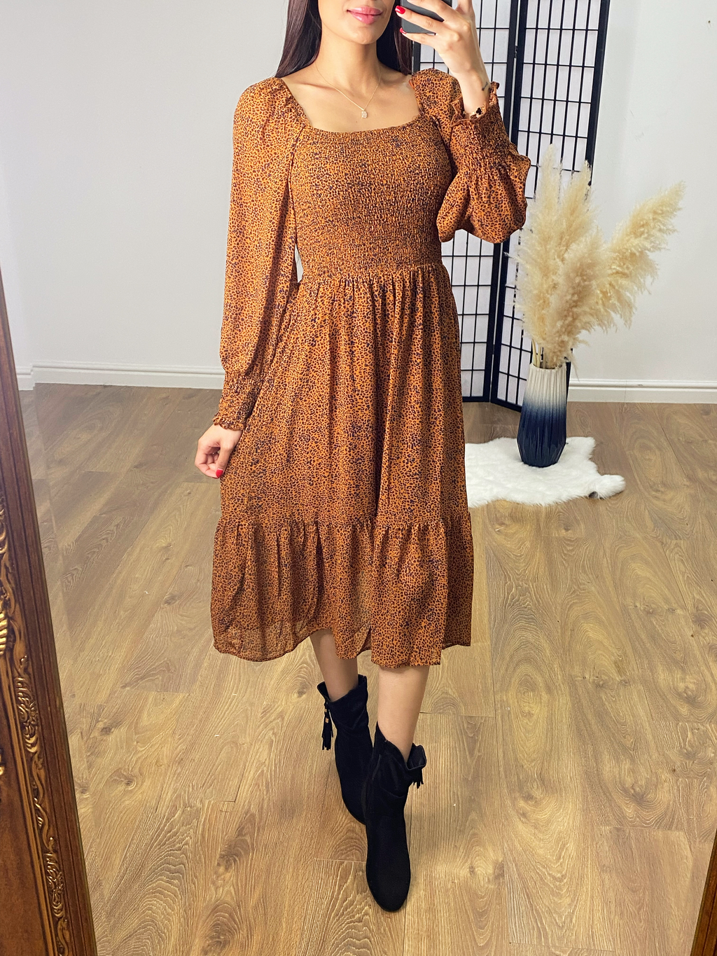 Muswell Elasticated Bust Leopard Print Smock Dress